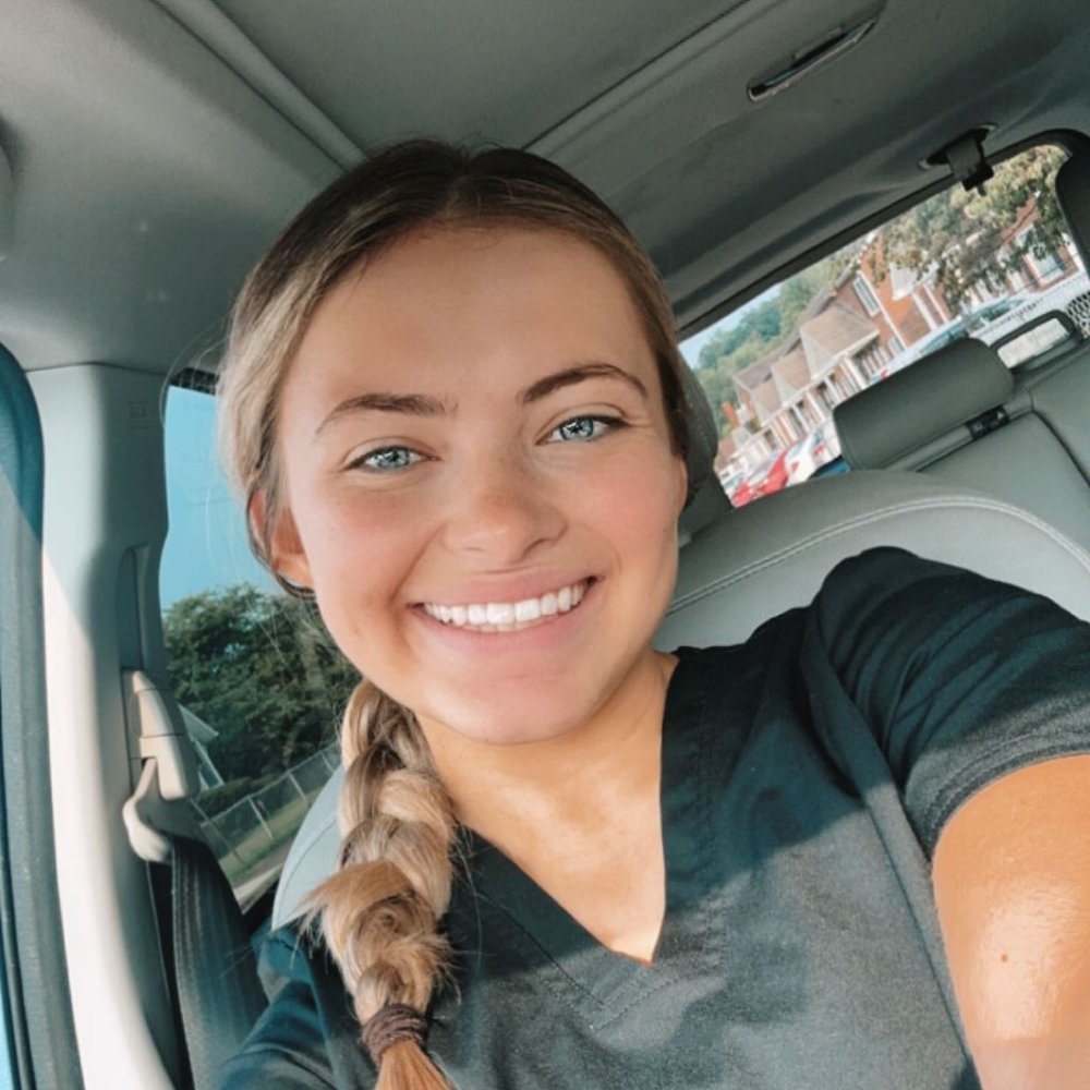 Meet your Posher, Bella